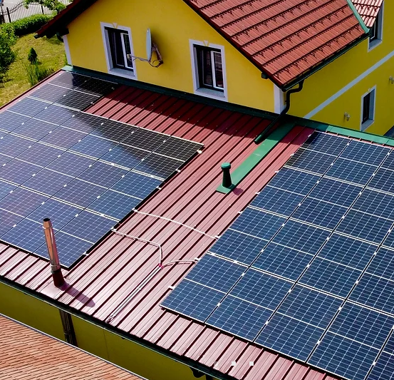 Bild enthält, Outdoors, Aerial View, Electrical Device, Solar Panels