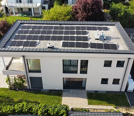 Bild enthält, Outdoors, Aerial View, Electrical Device, Solar Panels