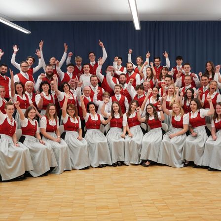 Bild enthält, Groupshot, Person, People, Adult, Bride, Female, Wedding, Woman, Group Performance, Face