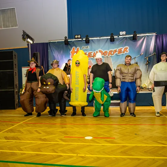Floor, Flooring, Stage, Wood, People, Person, Hardwood, Adult, Male, Man