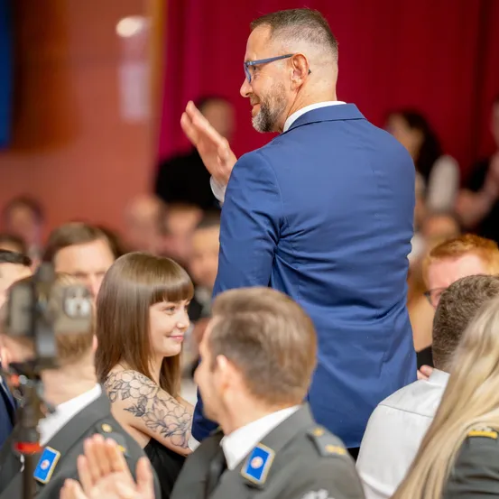 Adult, Female, Person, Woman, Male, Man, Face, Suit, People, Applause