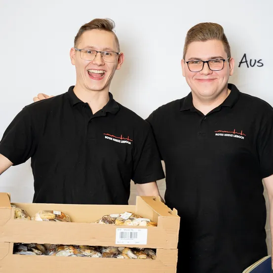 Box, Adult, Male, Man, Person, T-Shirt, Face, Glasses, Carton, Package