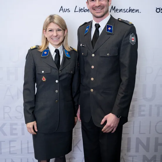 Coat, Officer, Person, Adult, Female, Woman, Male, Man, Military, Military Officer