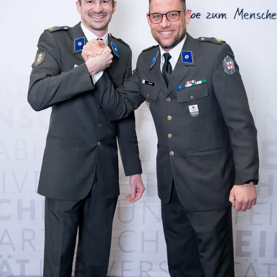 Coat, Officer, Person, Adult, Male, Man, Military, Military Officer, Tie, Face