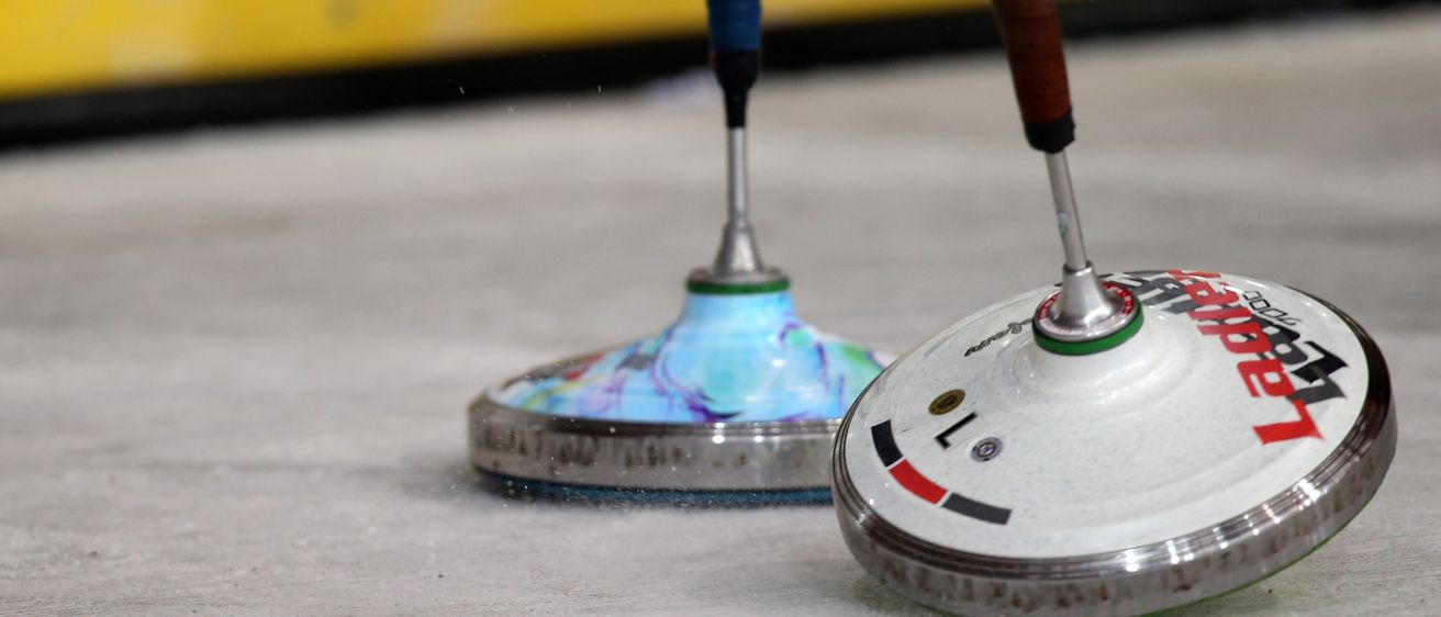 Bild enthält, Racket, Curling, Sport