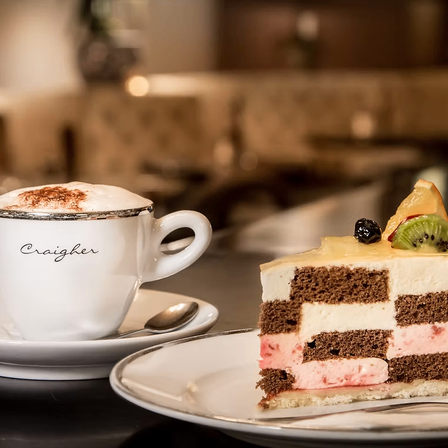 Bild enthält, Food, Food Presentation, Cup, Dessert, Birthday Cake, Cake, Cream