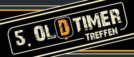 Veranstaltungsplakat für das 5. Oldtimer Treffen in St. Urban, Urbansee Park. Zeigt einen VW-Bus mit einer Frau im Inneren, Logos verschiedener Sponsoren und Details der Veranstaltung.