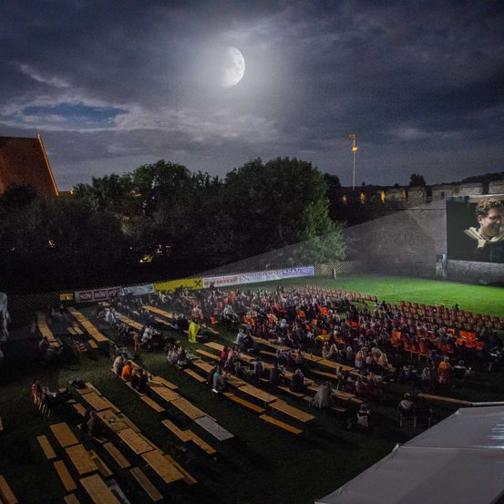 Mondscheinkino_Film_Pfarrkirche_WolfofWallstreet_SommerMartin