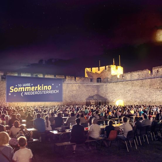 Mondscheinkino_Blickvonunten_SommerMartin