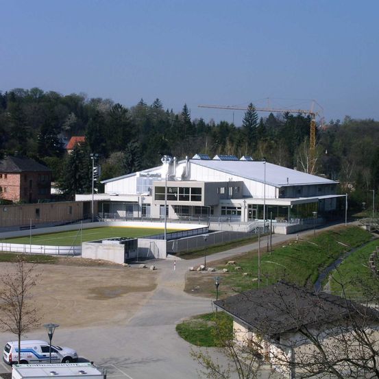 Stadthalle_Sportplatz_Sommer_VeiglHarald(2)