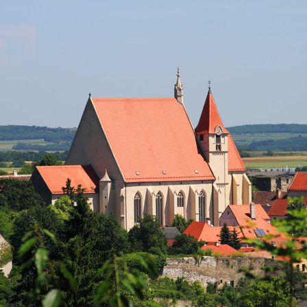 Stadtansicht_Pfarrkirche_Sommer_2_Bearbeitet_DafertChristine