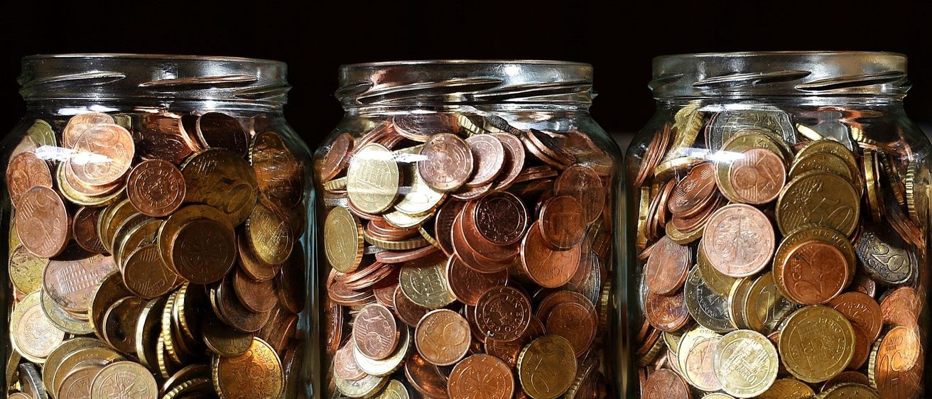 Bild enthält, Jar, Coin, Money