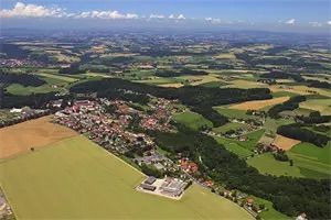 Bild enthält, Outdoors, Nature, Countryside, Rural, Aerial View, Farm