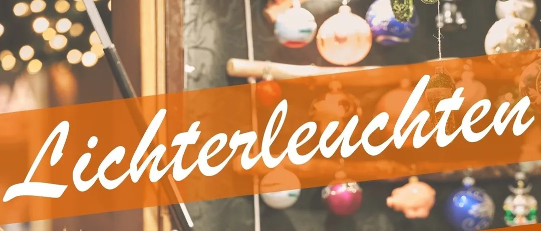 Ein Plakat für die Weihnachtsbeleuchtungsveranstaltung in St. Ruprecht. Es zeigt eine Mutter und ein Kind, die eine Ausstellung von Weihnachtsdekorationen betrachten.