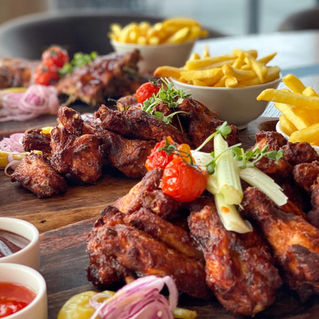 Bild enthält, Food, Food Presentation, Meat, Mutton, Pork, Beef, Beverage, Coffee, Coffee Cup