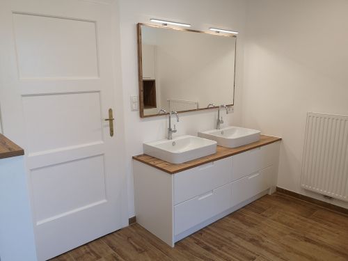 Corner, Sink, Sink Faucet, Indoors, White Board