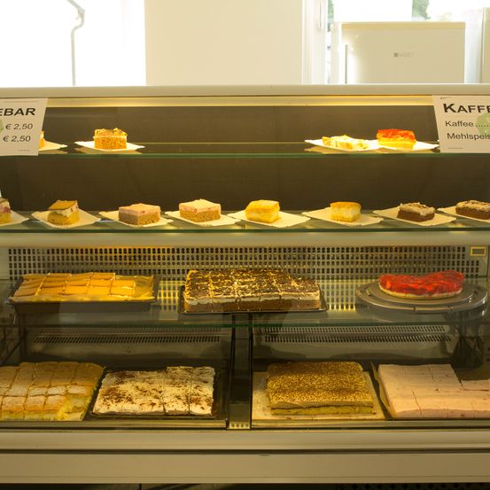 Bild enthält, Shop, Bakery, Bread, Food, Plate