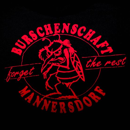 Bild enthält, Clothing, T-Shirt, Logo, Crawdad, Invertebrate, Sea Life, Seafood, Person, Emblem, Symbol