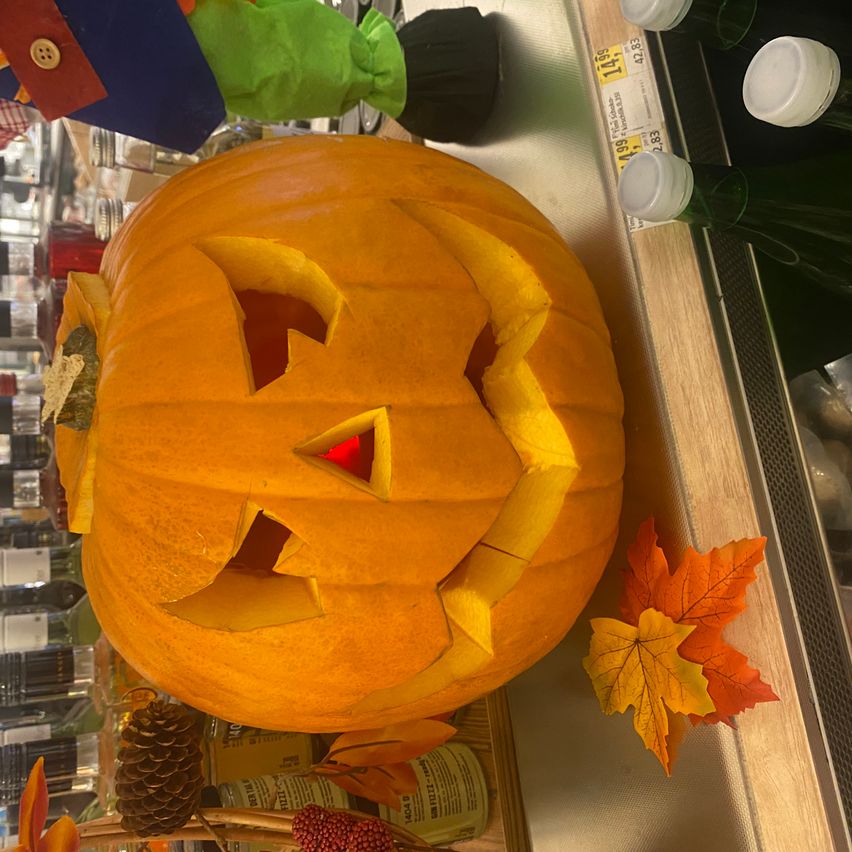 Bild enthält, Festival, Halloween, Jack-o-lantern, Head, Person, Face