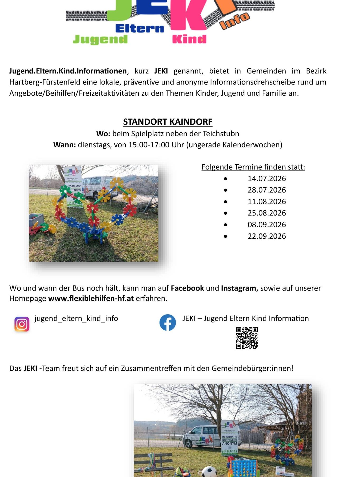 An image of a colorful, heart-shaped structure made of colorful plastic rings, placed on a grassy field with a white van parked nearby. The image also includes text about an information stand in Kaindorf, with dates and times listed.