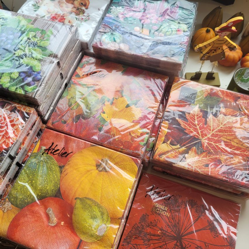 Bild enthält, Box, Machine, Wheel, Food, Produce, Fruit, Pear, Plant, Pumpkin, Vegetable