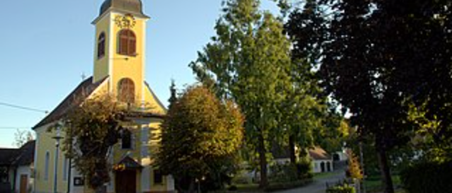 Bild enthält, Architecture, Bell Tower, Building, Tower, Clock Tower, Spire