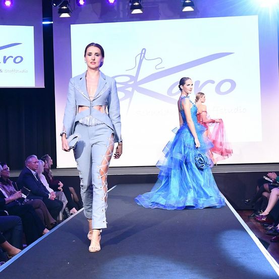 Bild enthält, Fashion, Adult, Bride, Female, Person, Woman, Coat, Male, Man, Pants