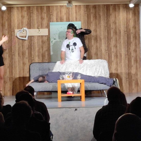 Bild enthält, Dress, Interior Design, Adult, Female, Person, Woman, Male, Man, Bride, Living Room