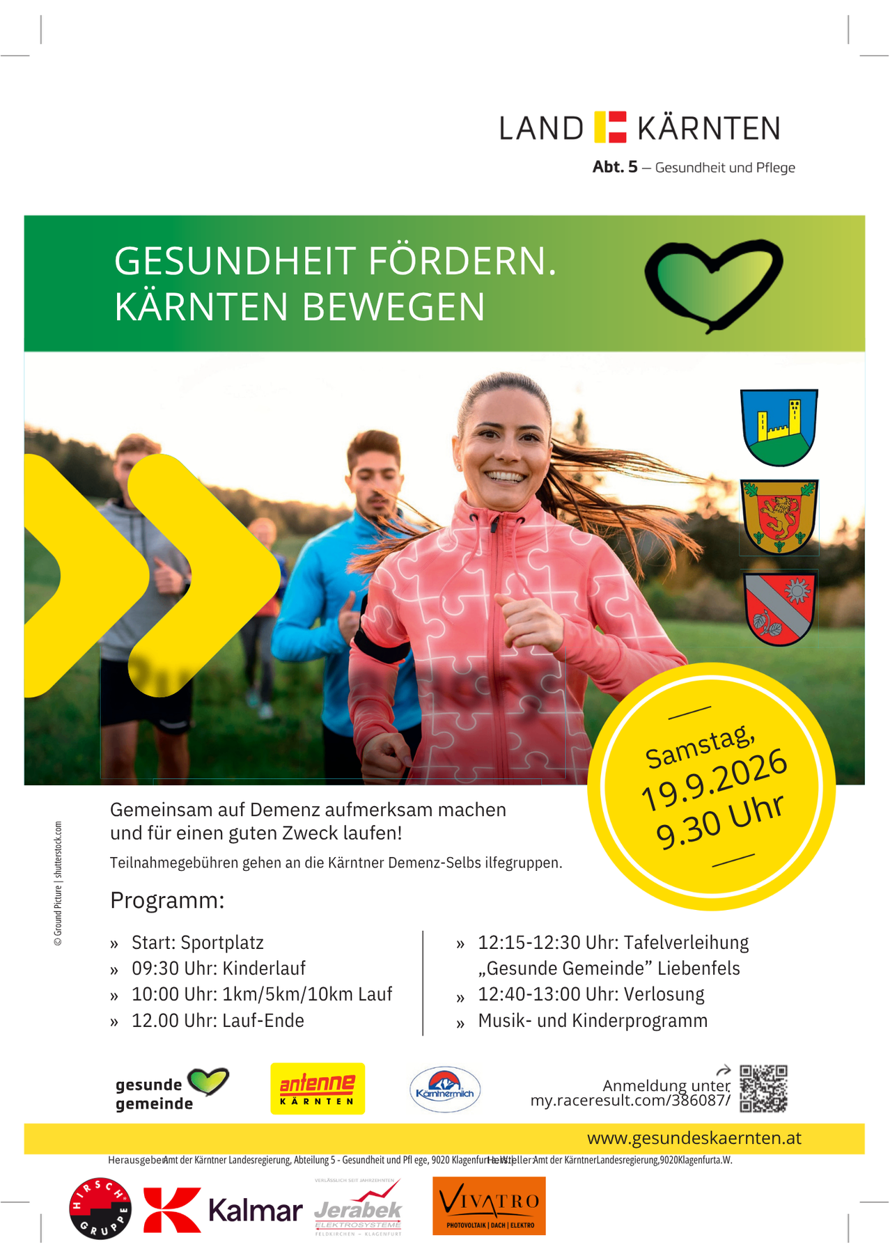 Plakat für eine Gemeinschaftsveranstaltung zur Förderung von Gesundheit und Bewusstsein, mit einer Frau, die läuft, und einer Gruppe von Menschen, die an einem Lauf teilnehmen. Das Plakat enthält einen Zeitplan der Aktivitäten und ein Datum vom 19. September 2026.