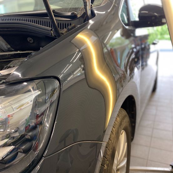 Bild enthält, Transportation, Vehicle, Car, Machine, Wheel, Car - Exterior, Car Dent