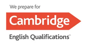 Bereiten Sie sich auf Cambridge English Qualifikationen vor. Der Text ist auf rotem Hintergrund mit weißem Text.