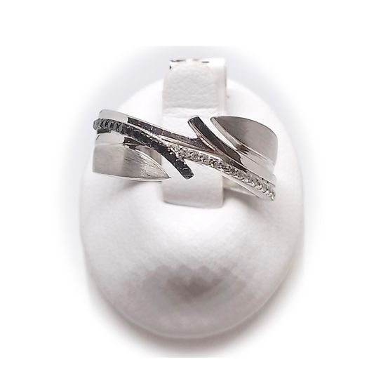 Bild enthält, Accessories, Jewelry, Cuff, Ring, Blade, Razor, Weapon