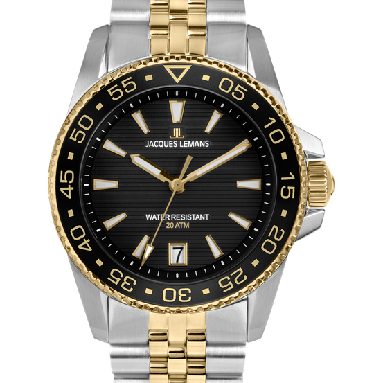 Eine Edelstahl- und Gold-Uhr von Jacques Lemans mit schwarzem Zifferblatt, die die Zeit als 10:10 anzeigt und bis 20 ATM wasserdicht ist.