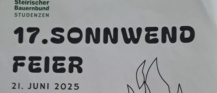 Plakat für das 17. Sonntagsfeuer-Fest. Datum: 21. Juni 2025, Beginn um 17:00 Uhr. Ort: Graberberg Zobing 37. Veranstaltung beinhaltet eine Schatzsuche, Hühnersuppe mit Heidensterz und traditionelle Kostüme.