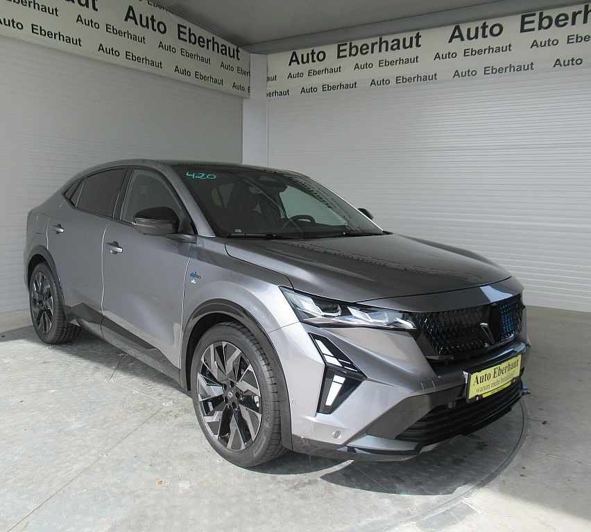 Bild enthält, Alloy Wheel, Car, Car Wheel, Machine, Spoke, Tire, Transportation, Vehicle, Wheel, Sedan