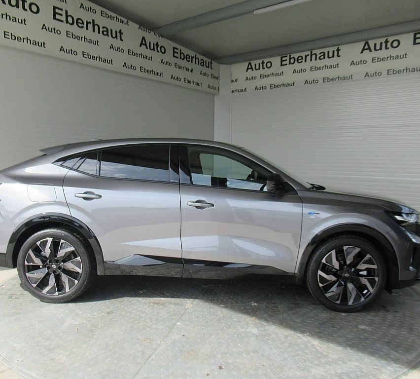 Bild enthält, Alloy Wheel, Car, Car Wheel, Machine, Spoke, Tire, Transportation, Vehicle, Wheel, Suv