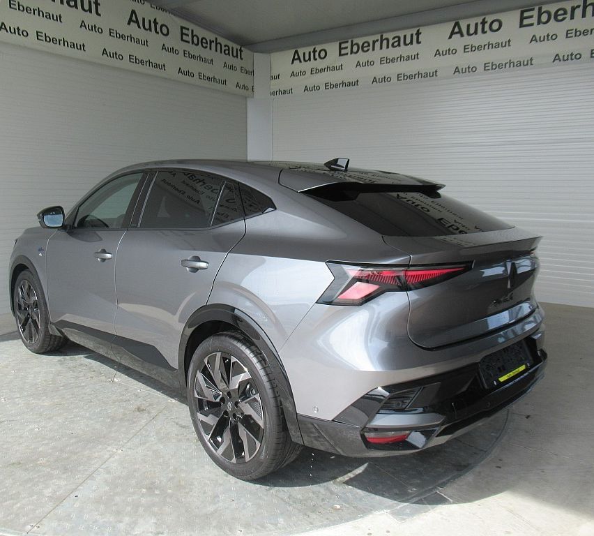 Bild enthält, Car, Transportation, Vehicle, Machine, Wheel, Alloy Wheel, Car Wheel, Spoke, Tire, Suv