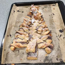 Dessert, Food, Pastry, Meat, Pork, Bread