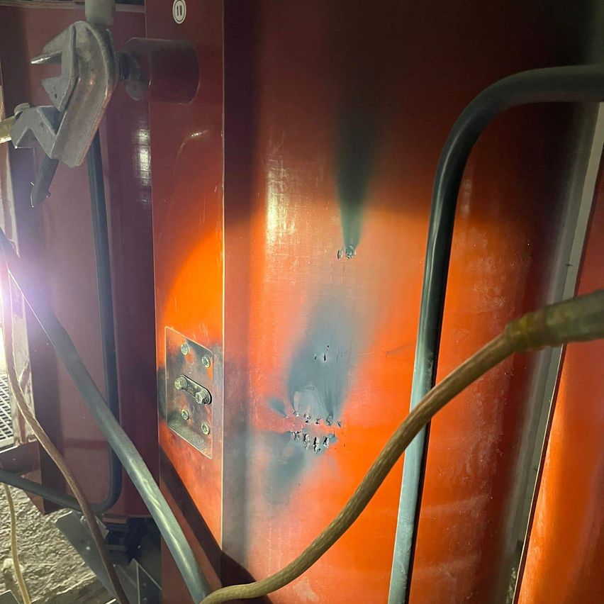 Bild enthält, Metalworking, Person