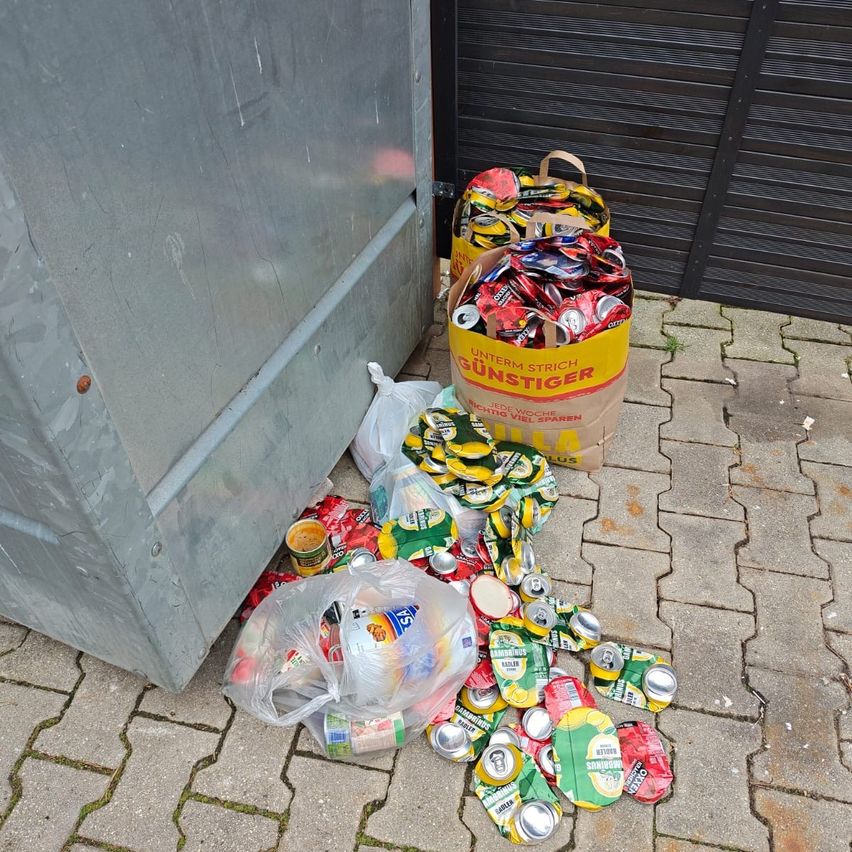 Bild enthält, Garbage, Trash