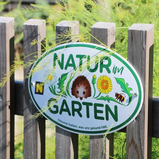 Plakette(c)DIEGARTENTULLN_Buchinger