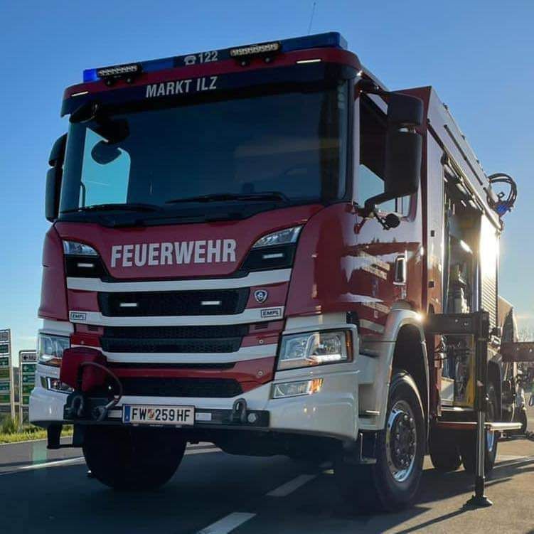 Bild enthält, Bumper, Transportation, Vehicle, Truck, License Plate, Machine, Wheel