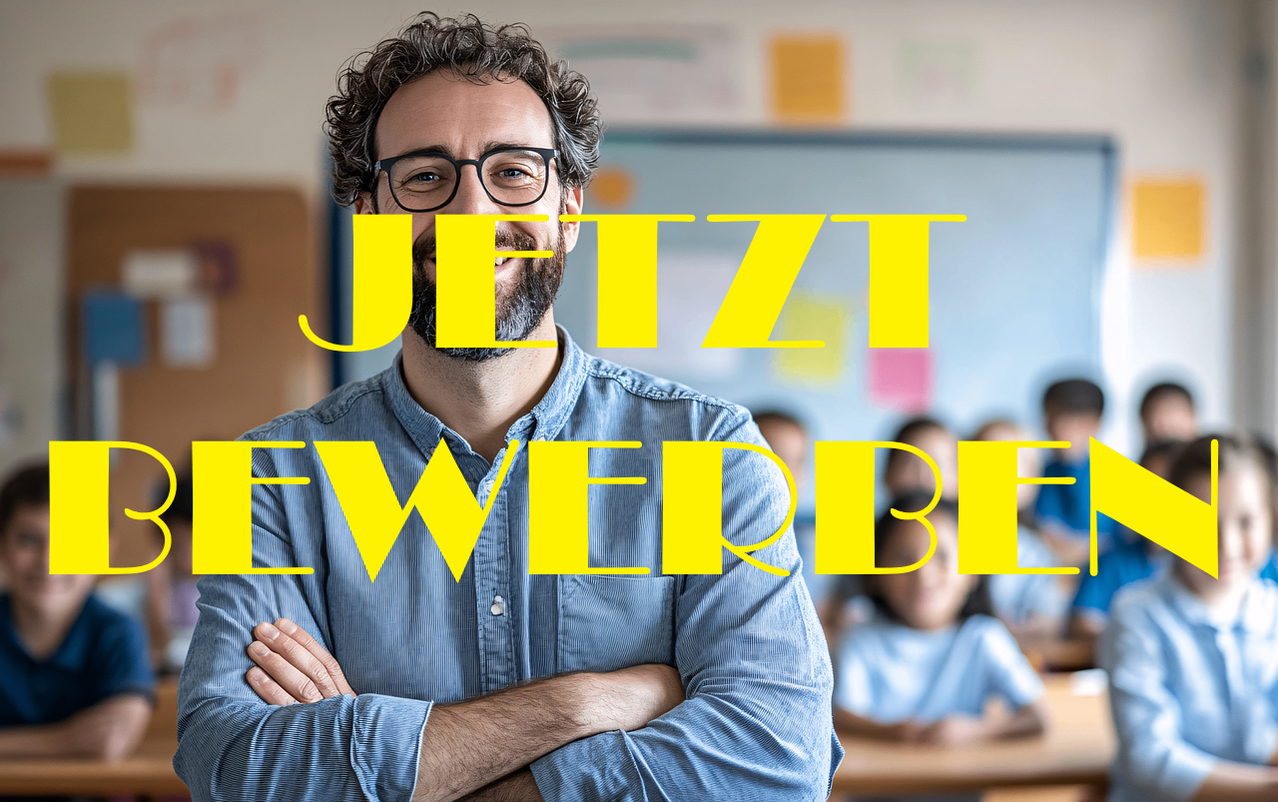 Bild enthält, Adult, Male, Man, Person, School, Boy, Child, Face, Glasses, Classroom