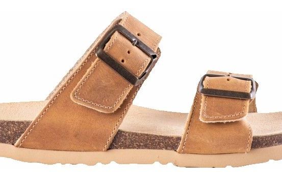 Bild enthält, Clothing, Footwear, Sandal, Shoe, Accessories, Wallet, Strap