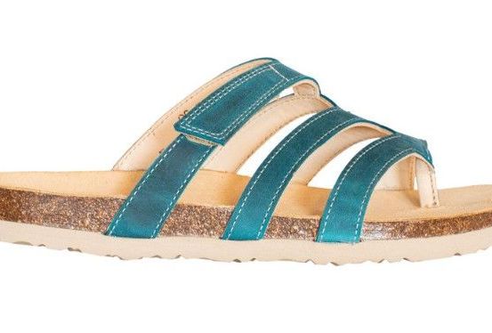 Bild enthält, Clothing, Footwear, Sandal