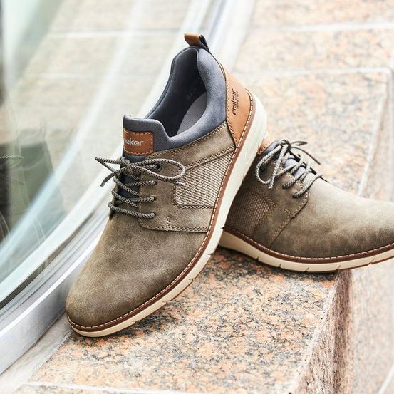 Bild enthält, Clothing, Footwear, Shoe, Sneaker, Suede