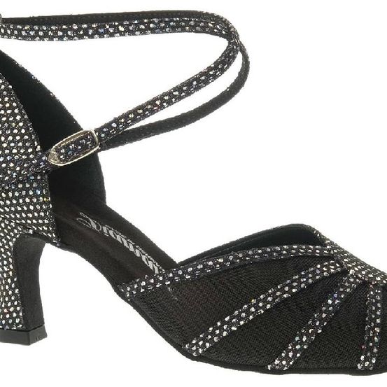 Bild enthält, Clothing, Footwear, Shoe, High Heel, Sandal