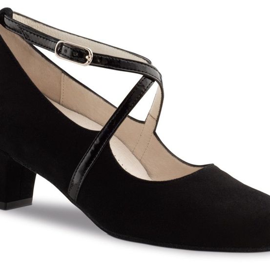 Bild enthält, Clothing, Footwear, Shoe, High Heel, Sandal