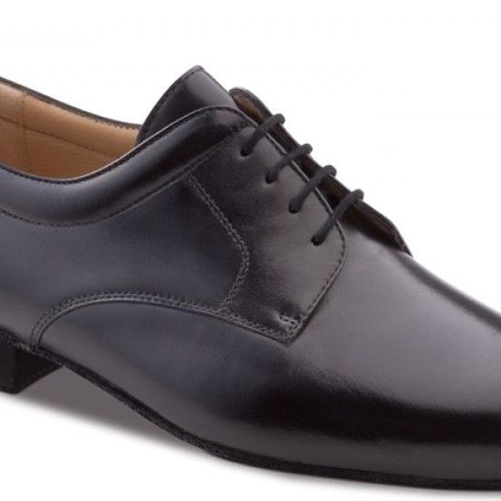 Bild enthält, Clothing, Footwear, Shoe, Sneaker