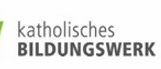 Das Logo für Katholisches Bildungswerk, mit einem stilisierten grünen 'xbw' und den Worten 'Katholisches Bildungswerk' darunter in schwarzer Schrift.